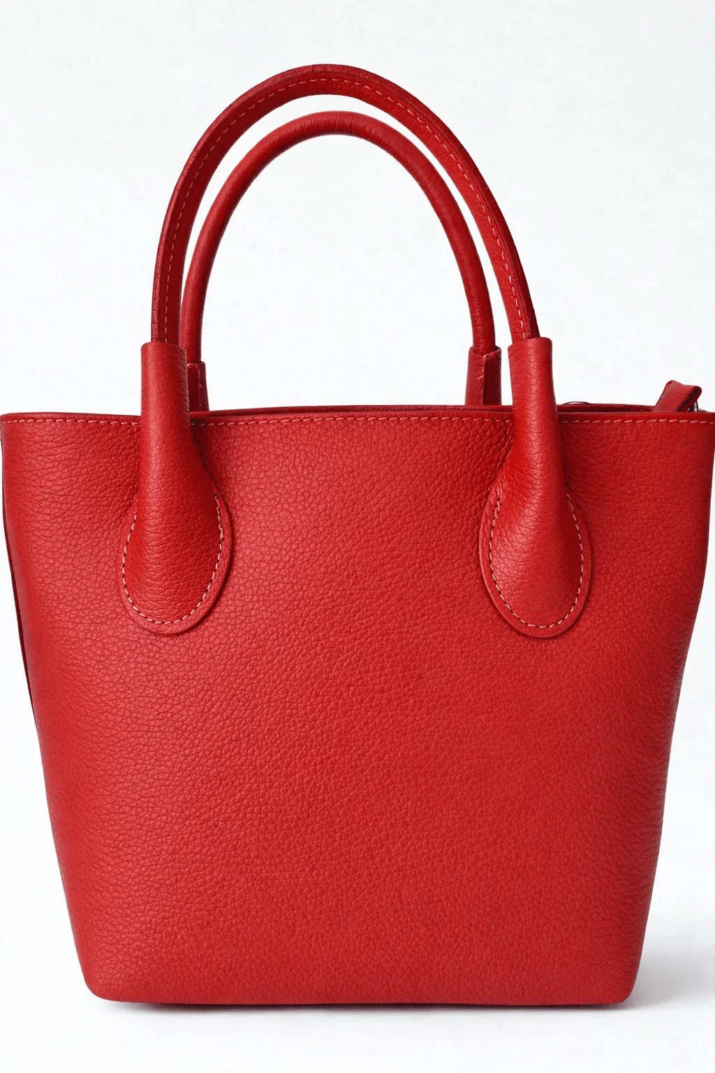 Small go-to bucket bags